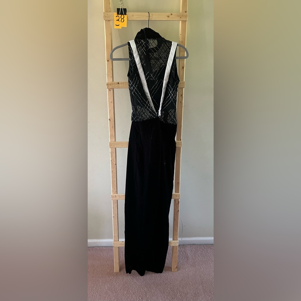 Dance Costumes - Picture 16 of 16